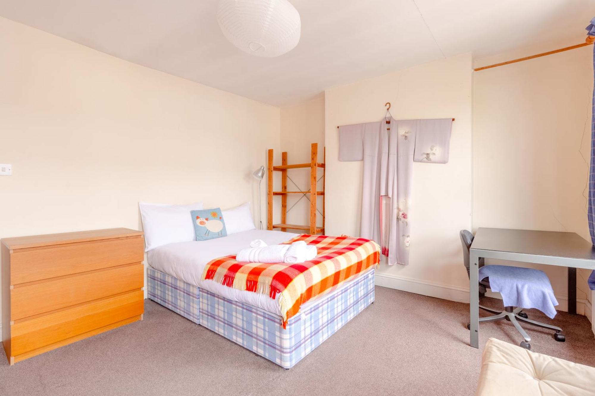 Lovely Victorian Flat For 6 In Stoke Newington ลอนดอน ภายนอก รูปภาพ